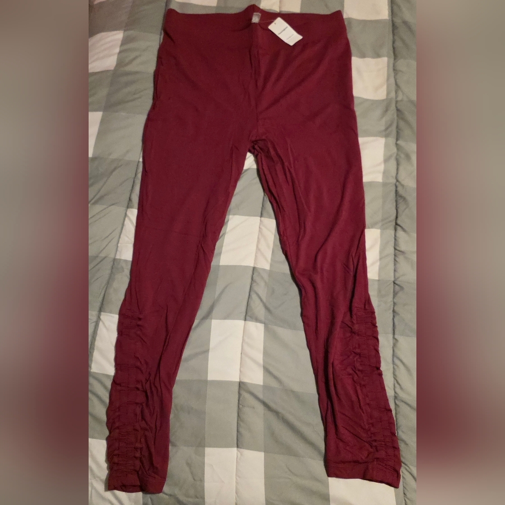 Size X Penningtons Burgundy Leggings